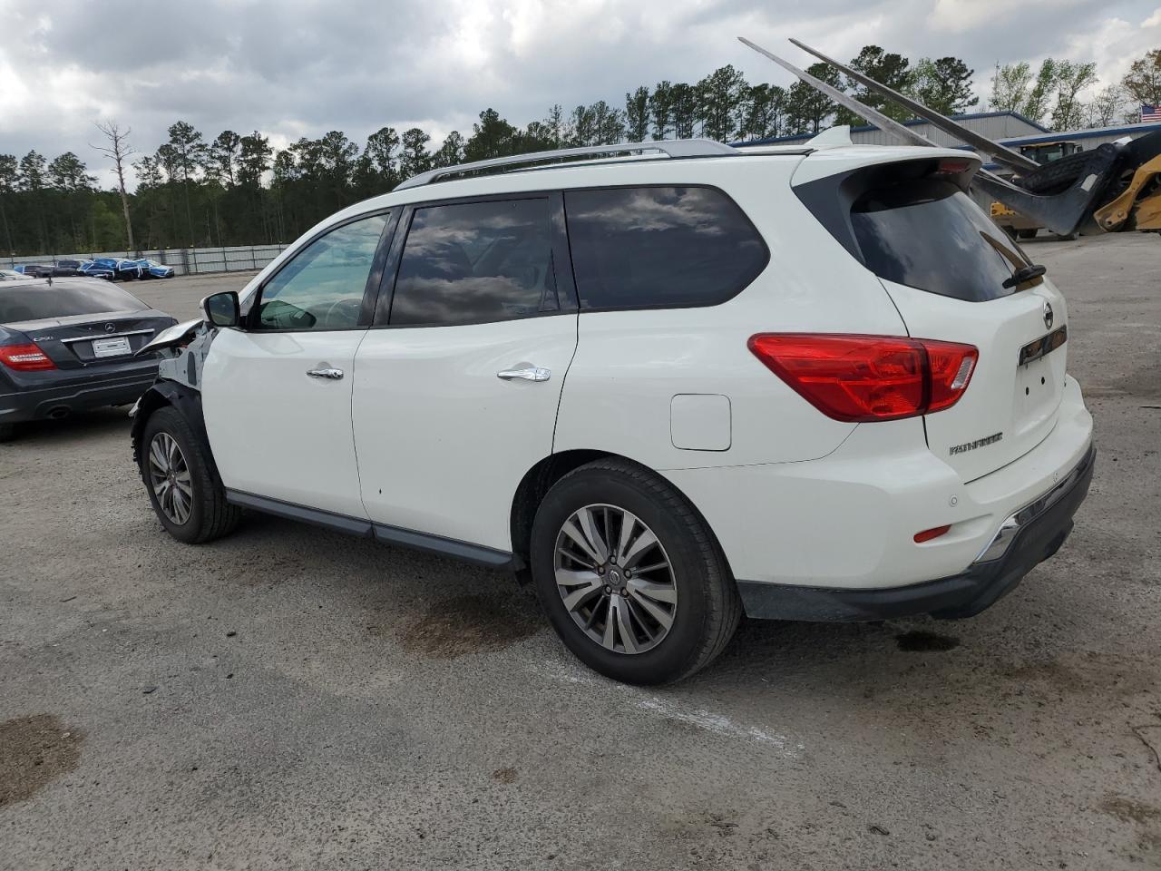 2019 NISSAN PATHFINDER - Image 2