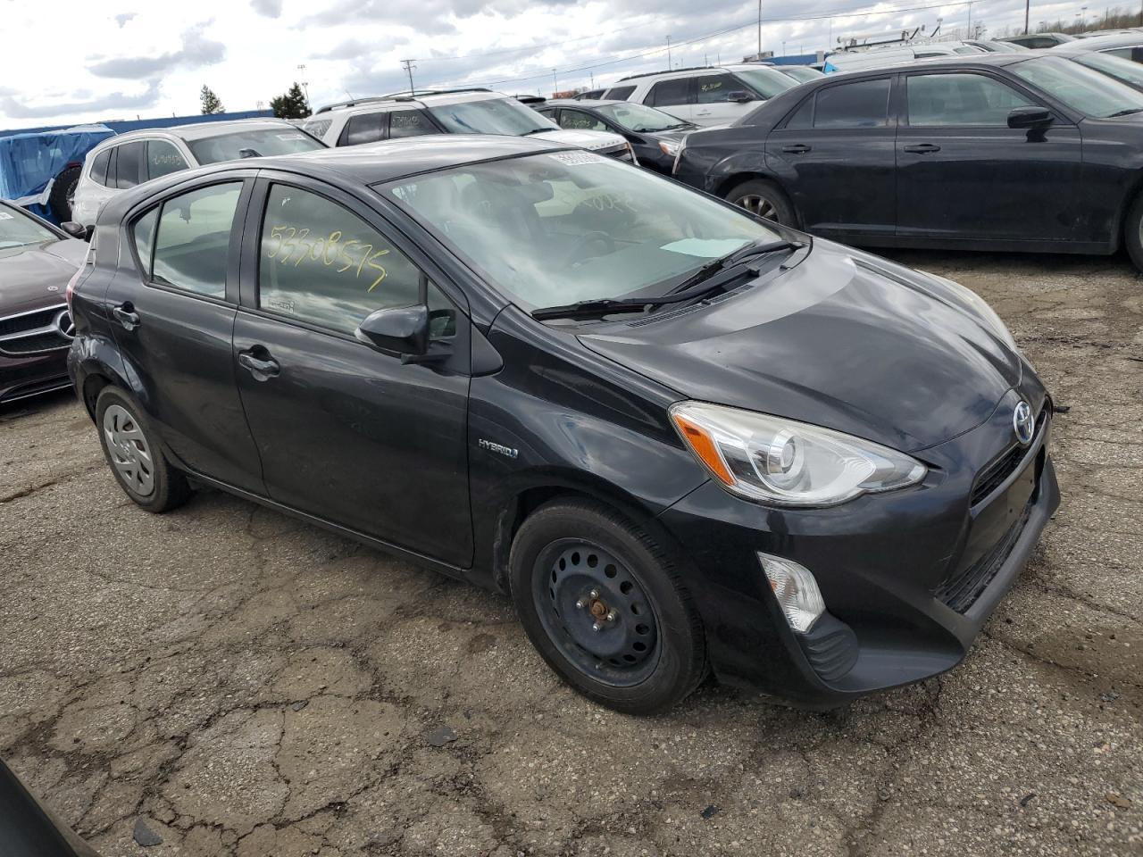 2016 TOYOTA PRIUS C - Фото 4