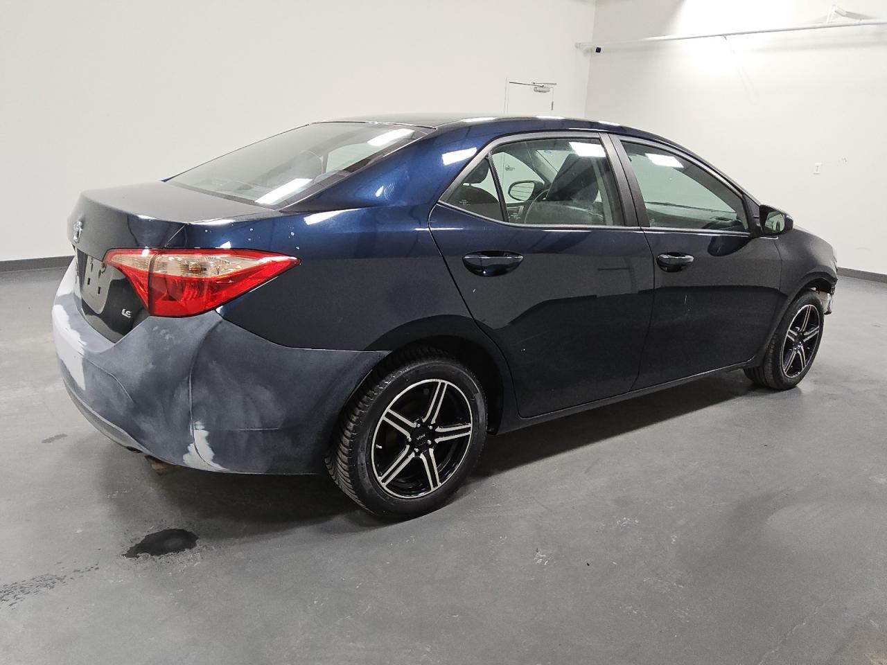 2019 TOYOTA COROLLA L - Image 3
