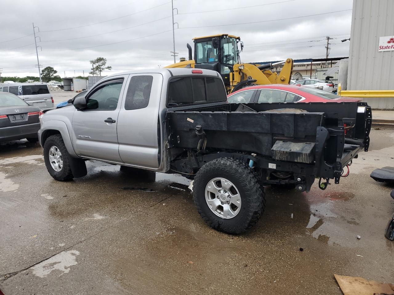 2015 TOYOTA TACOMA ACC - Image 2