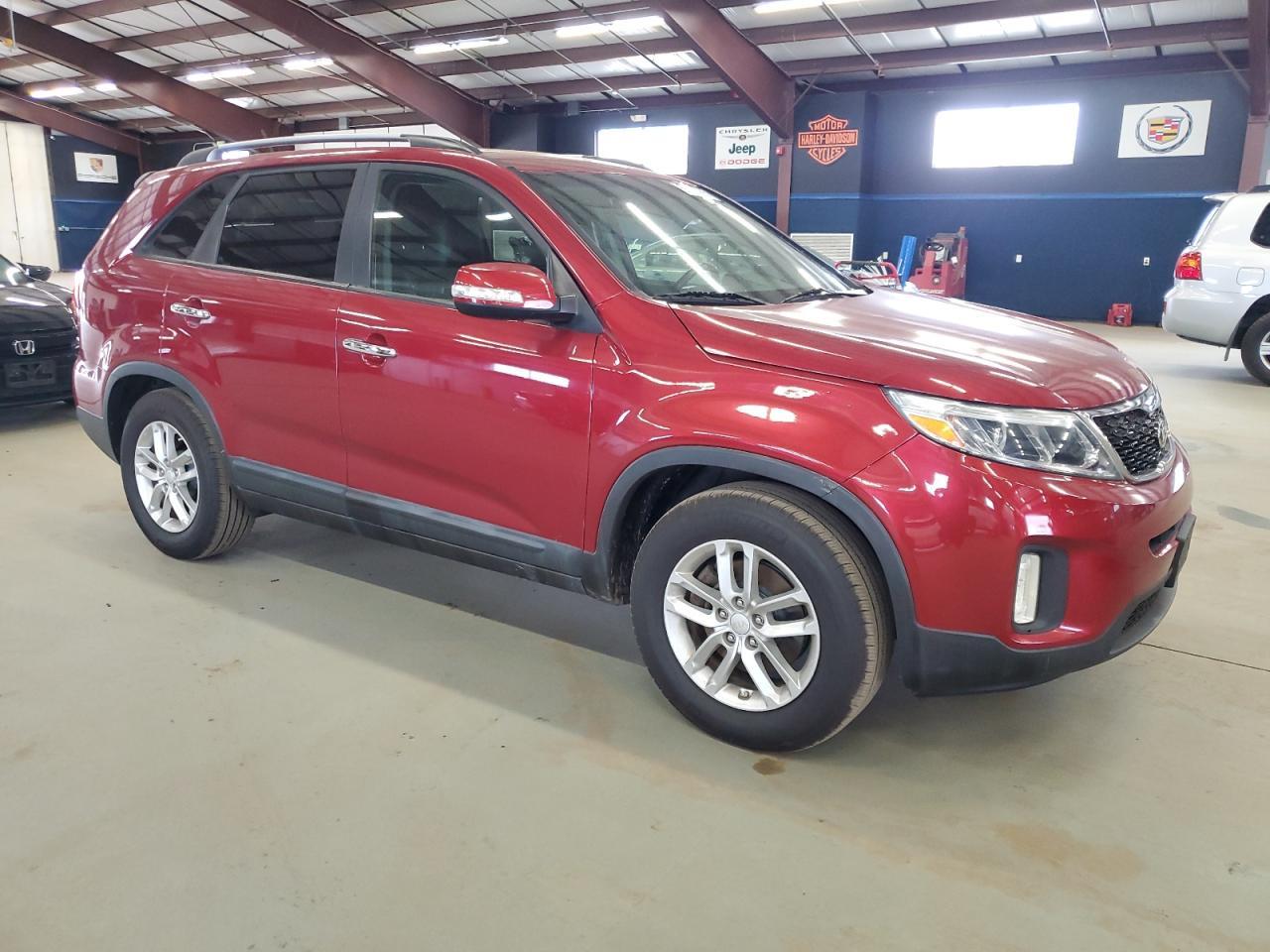 2014 KIA SORENTO LX - Image 4