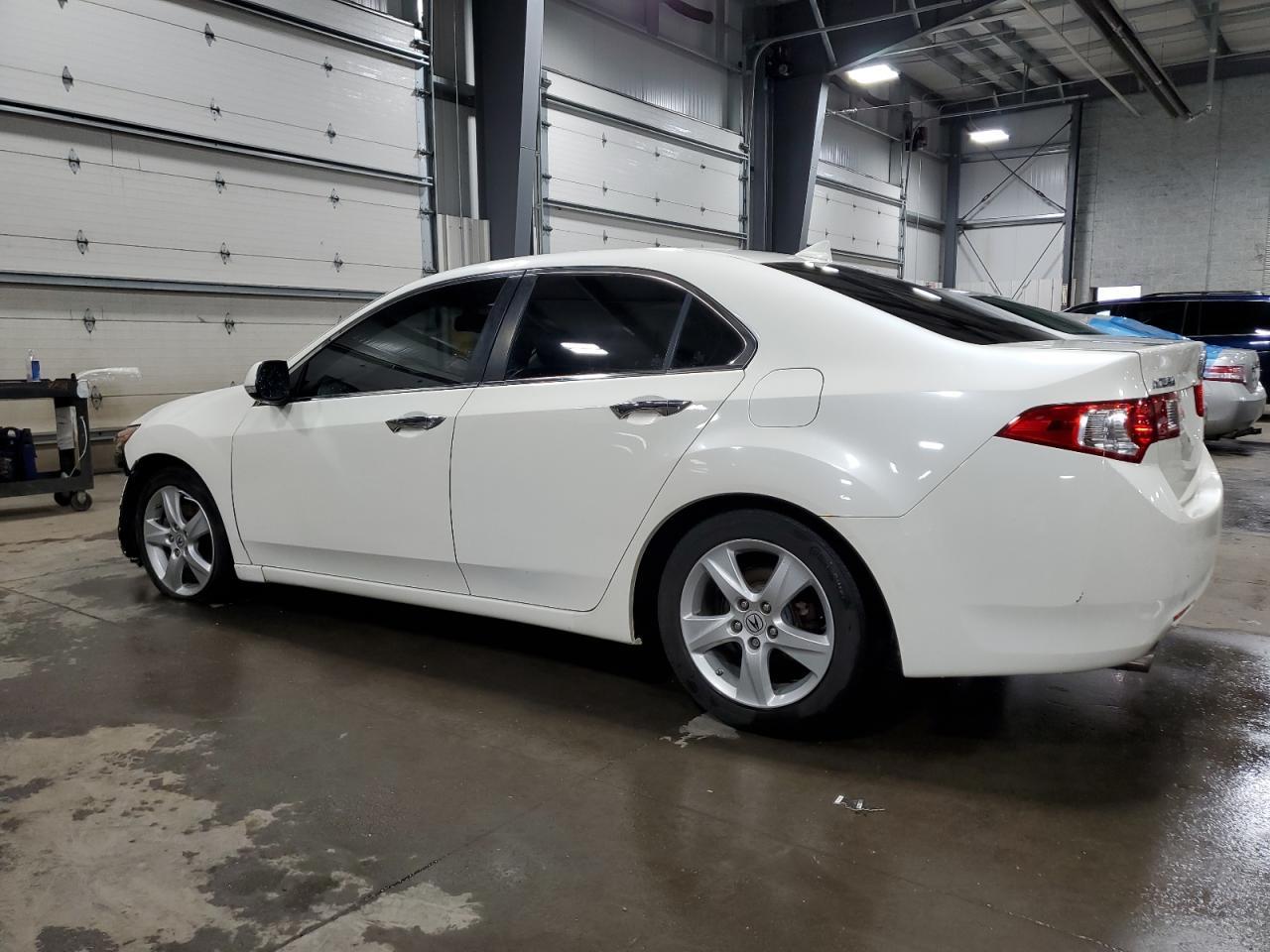 2010 ACURA TSX - Image 2