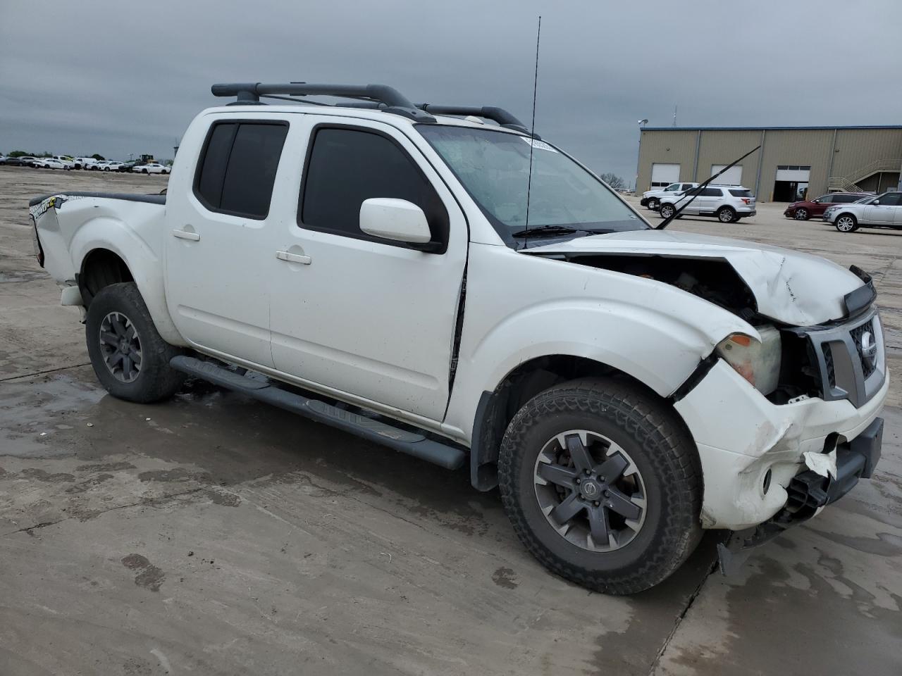 2016 NISSAN FRONTIER S - Image 4