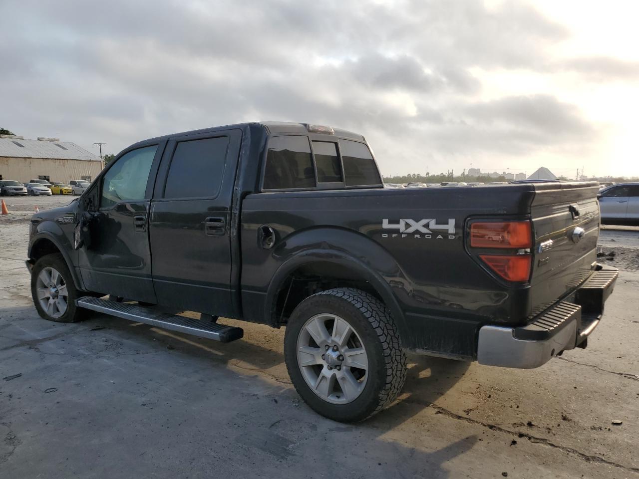 2013 FORD F150 SUPER - Image 2