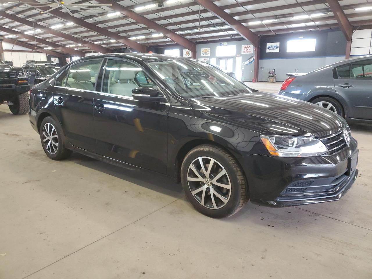 2017 VOLKSWAGEN JETTA SE - Image 4