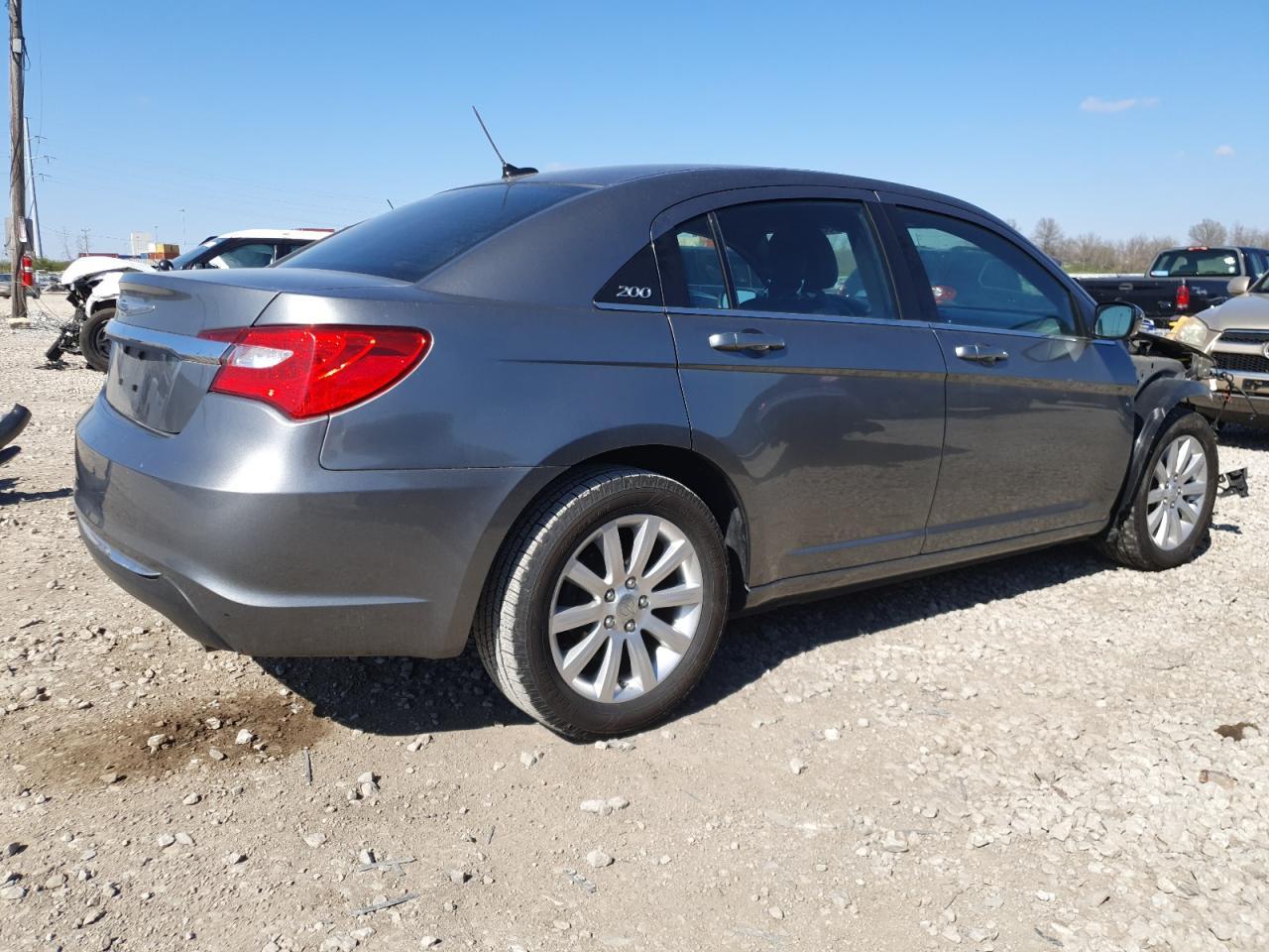 2012 CHRYSLER 200 TOURIN - Image 3