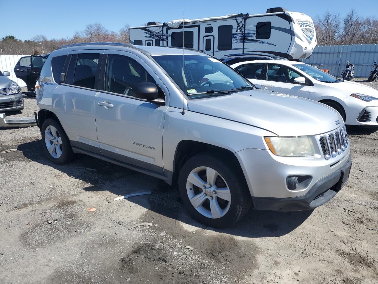 2011 JEEP COMPASS SP - Image 4