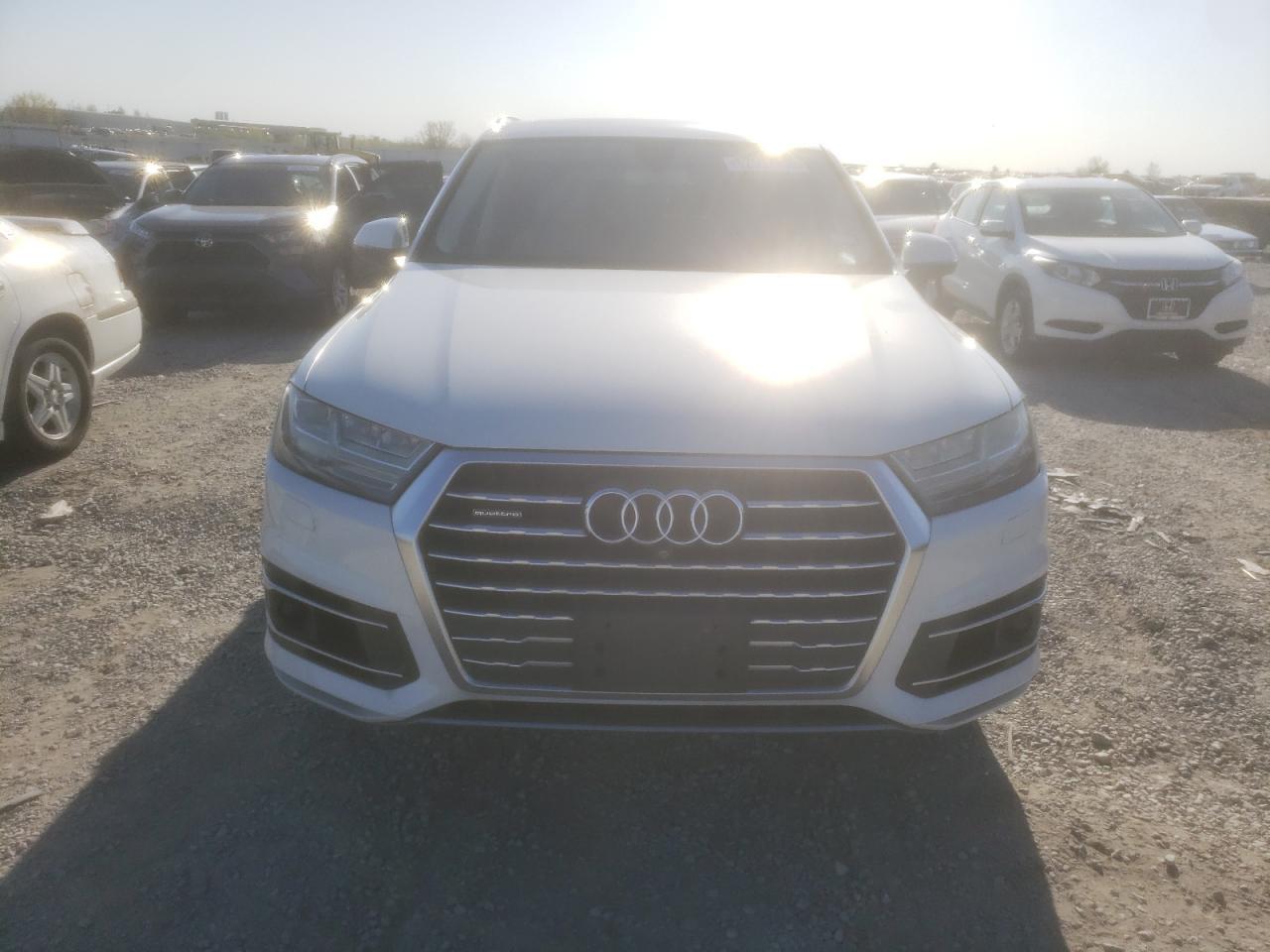 2017 AUDI Q7 PRESTIG - Image 5