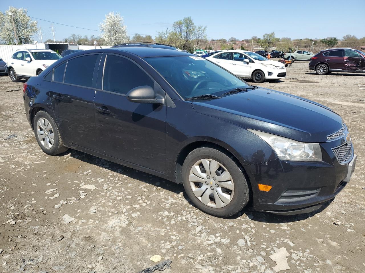 2014 CHEVROLET CRUZE LS - Image 4