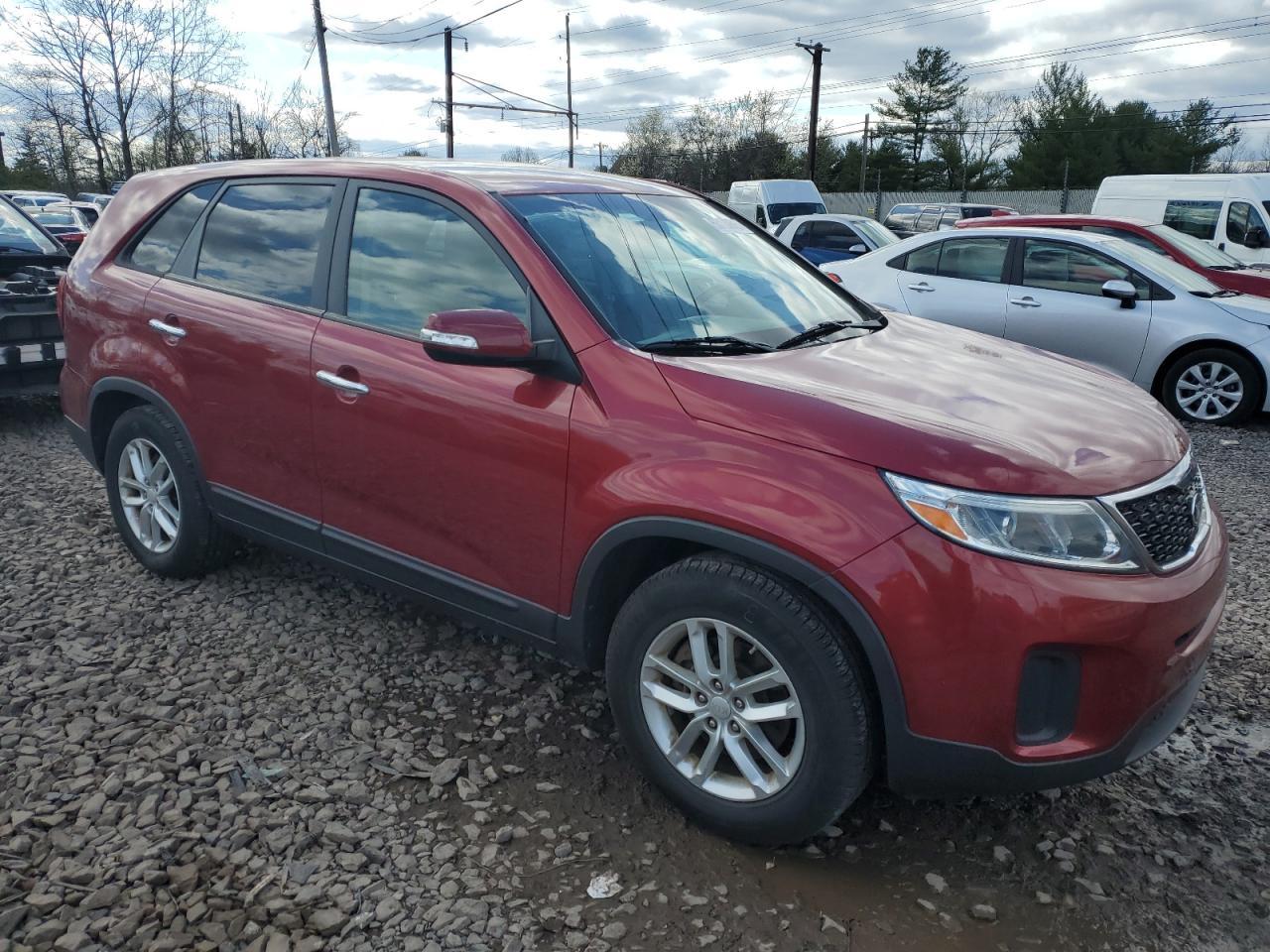2014 KIA SORENTO LX - Image 4