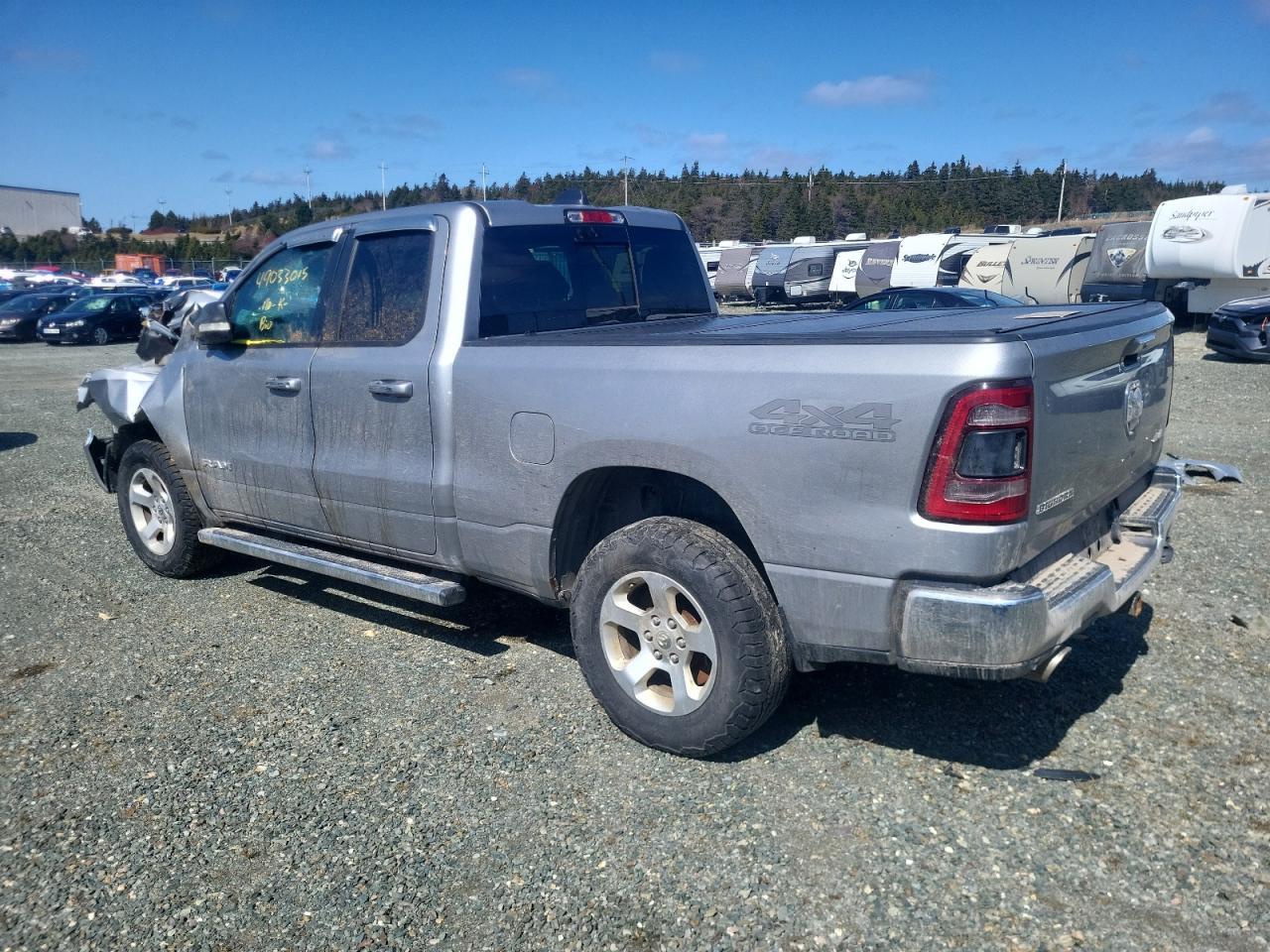 2019 RAM 1500 BIG H - Фото 2