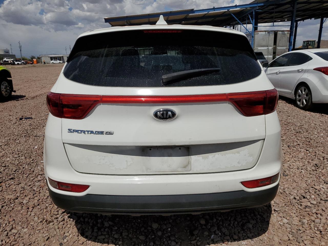 2017 KIA SPORTAGE L - Image 6