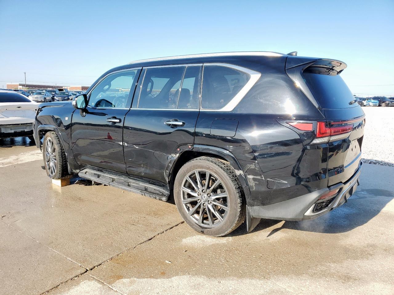 2024 LEXUS LX 600 BAS - Image 2