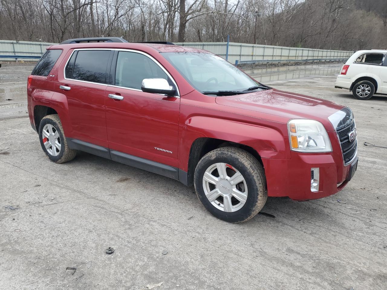 2014 GMC TERRAIN SL - Image 4