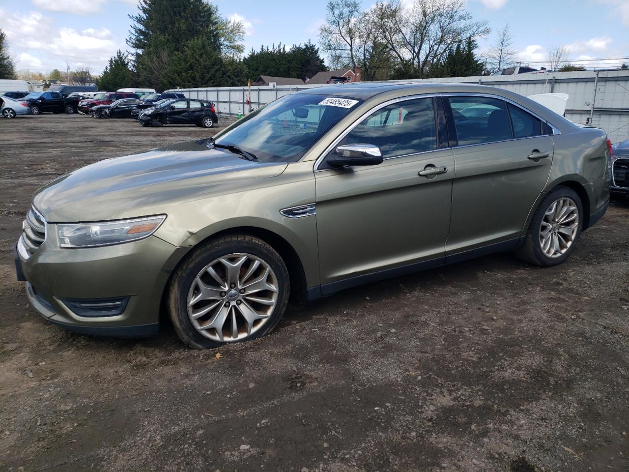 2013 FORD TAURUS LIM