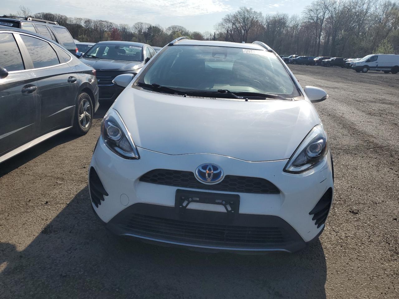 2018 TOYOTA PRIUS C - Image 5