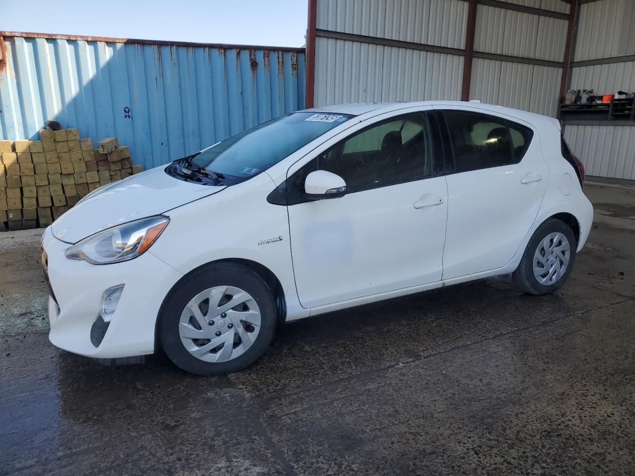 2016 TOYOTA PRIUS C