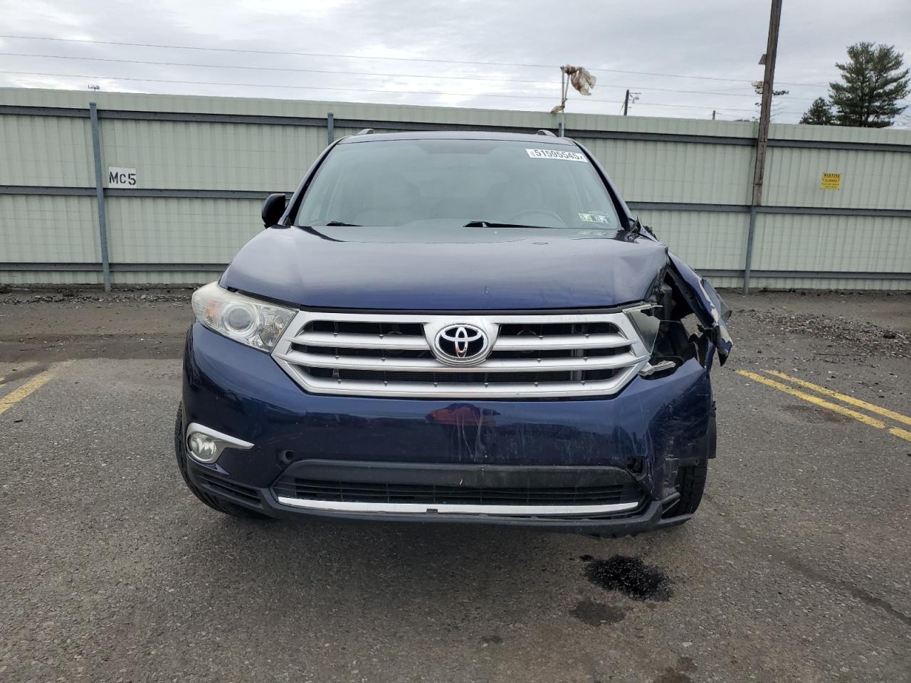 2012 TOYOTA HIGHLANDER - Фото 5