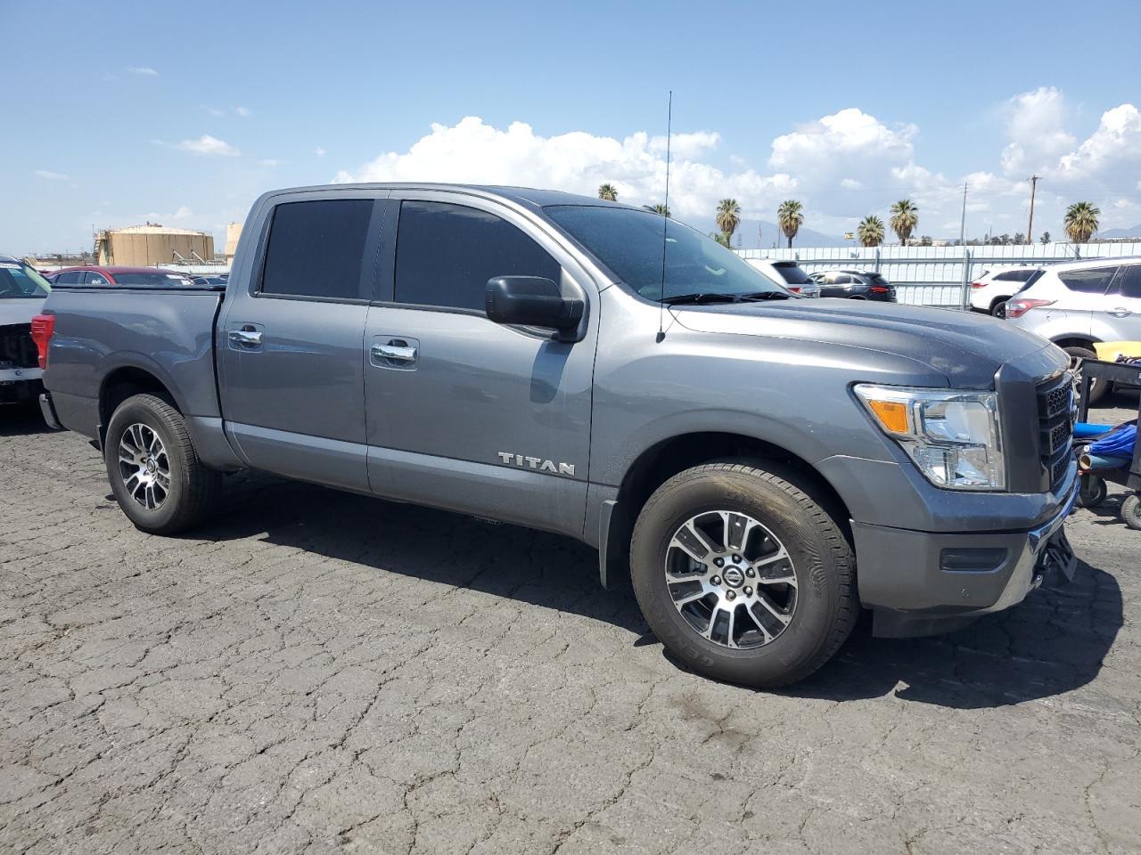 2021 NISSAN TITAN SV - Image 4