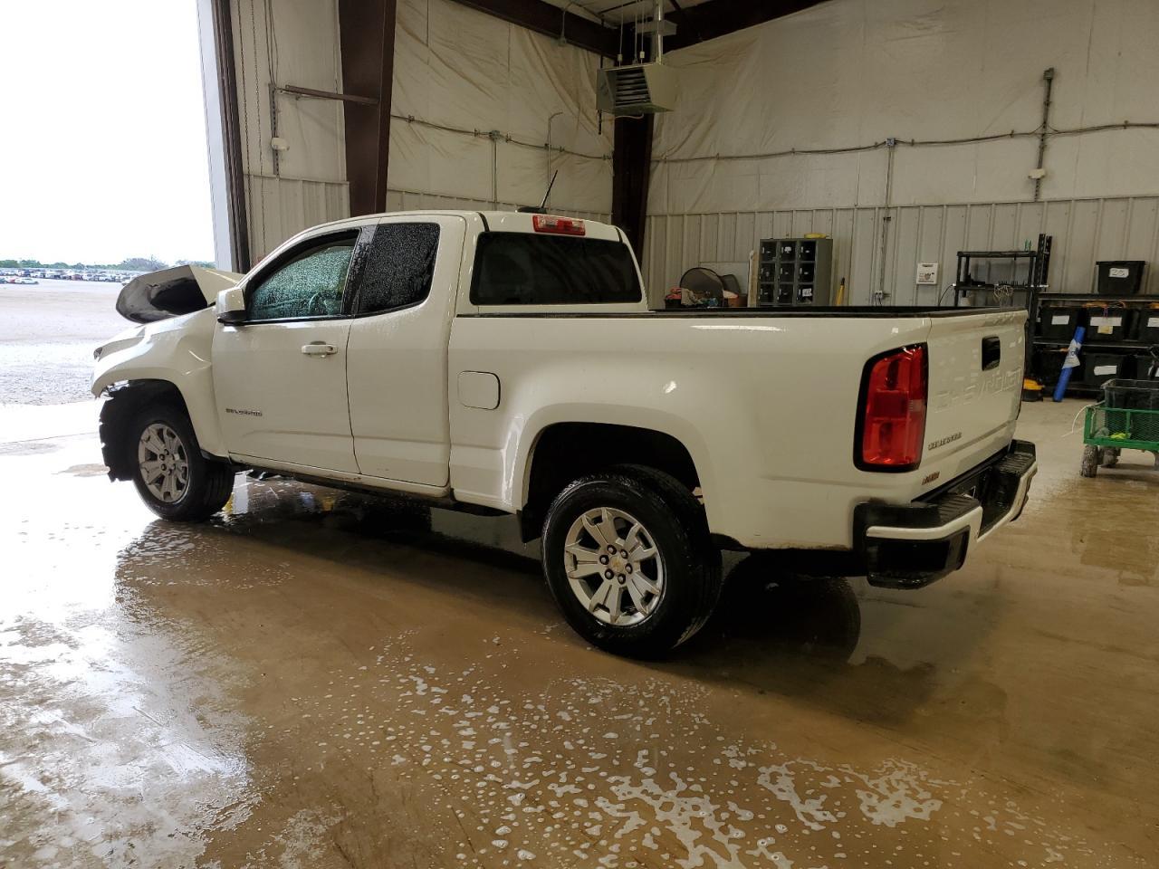2022 CHEVROLET COLORADO L - Image 2