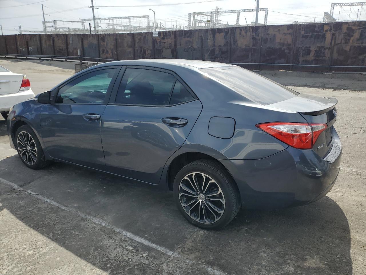 2015 TOYOTA COROLLA L - Фото 2