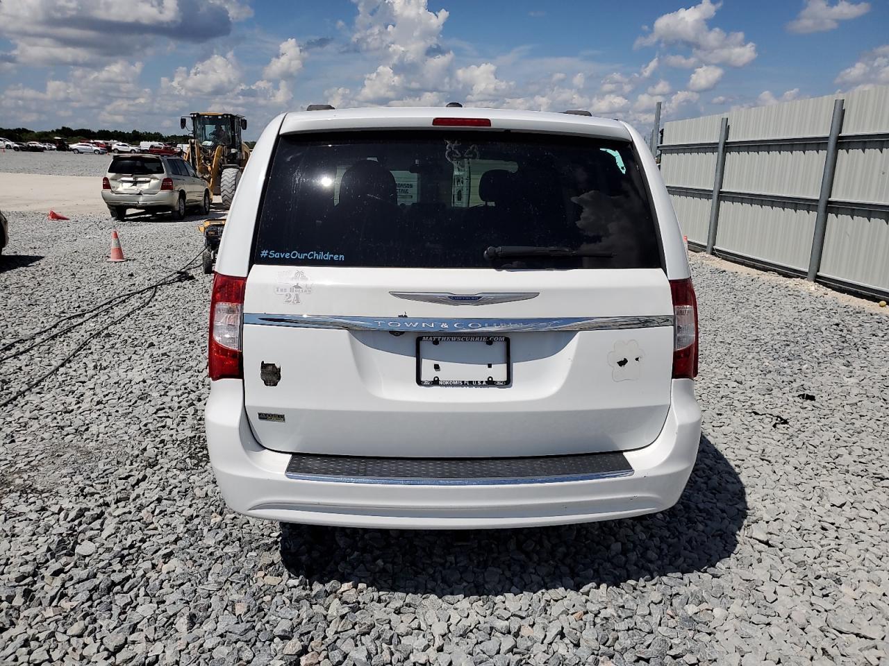 2014 CHRYSLER TOWN & COU - Фото 6