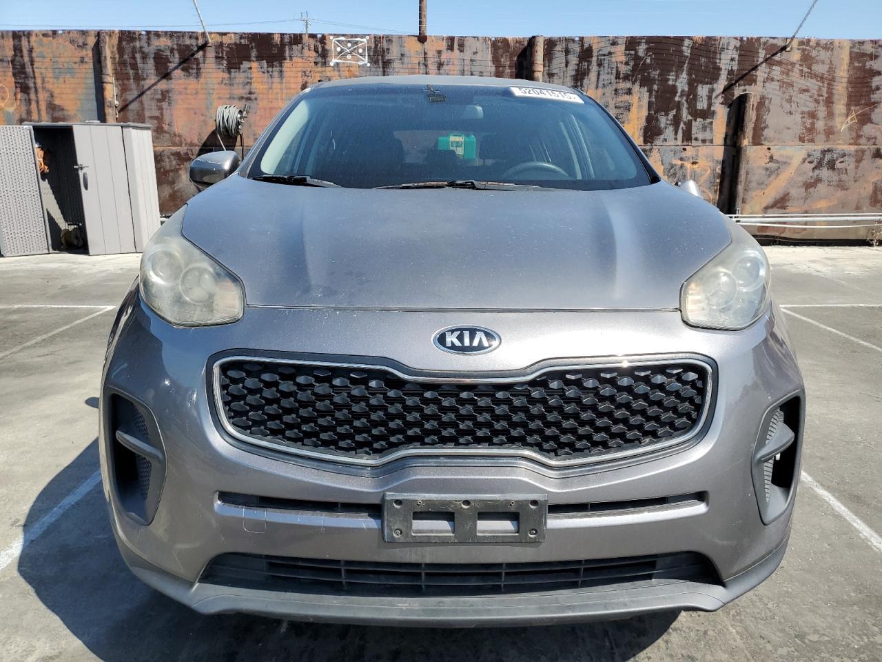 2017 KIA SPORTAGE L - Image 5
