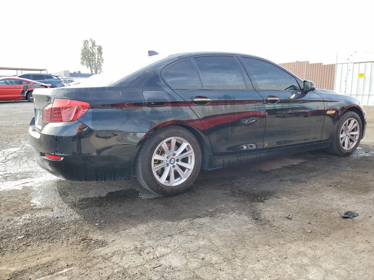 2016 BMW 528 I - Фото 3