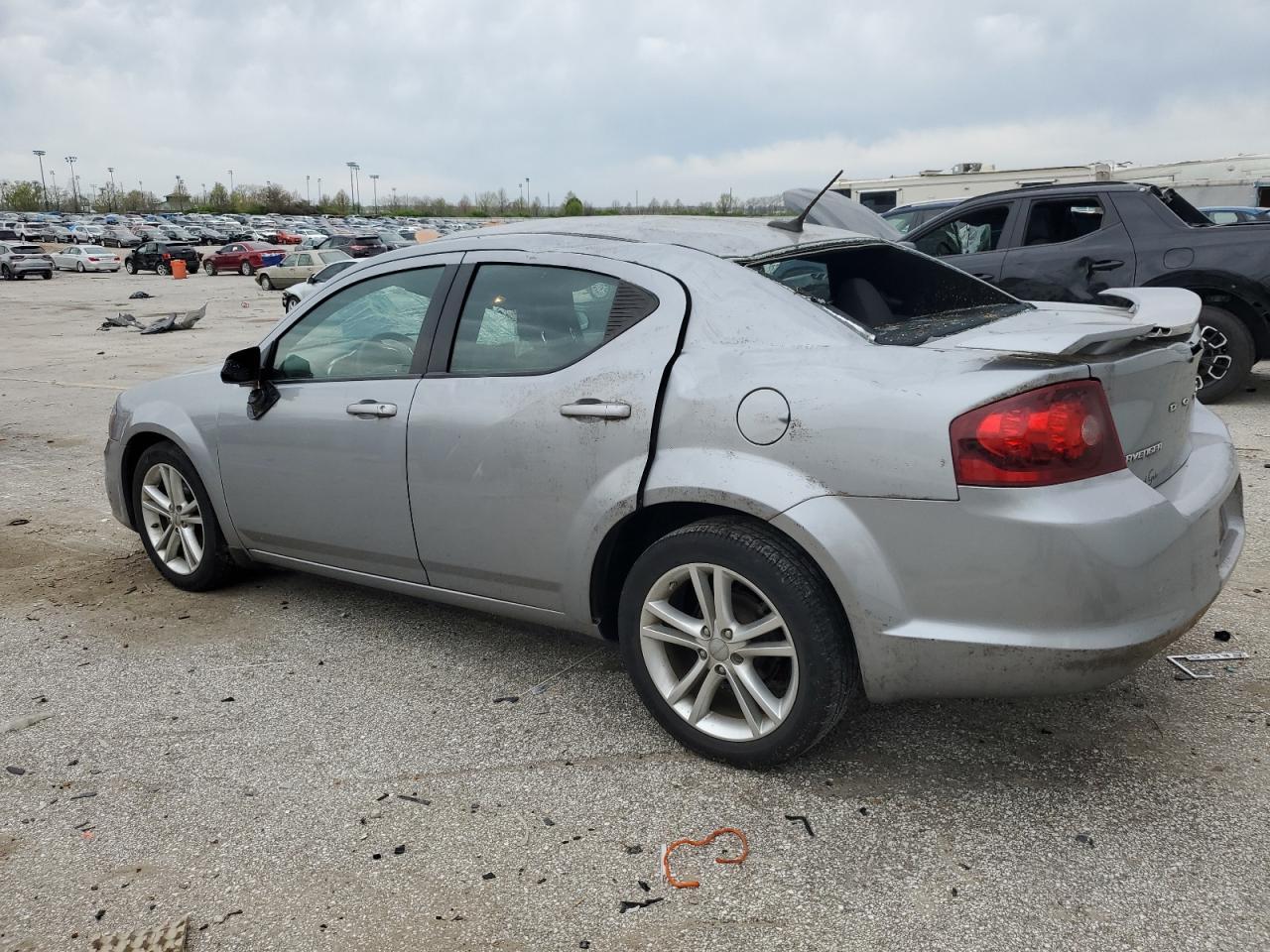 2014 DODGE AVENGER SE - Фото 2
