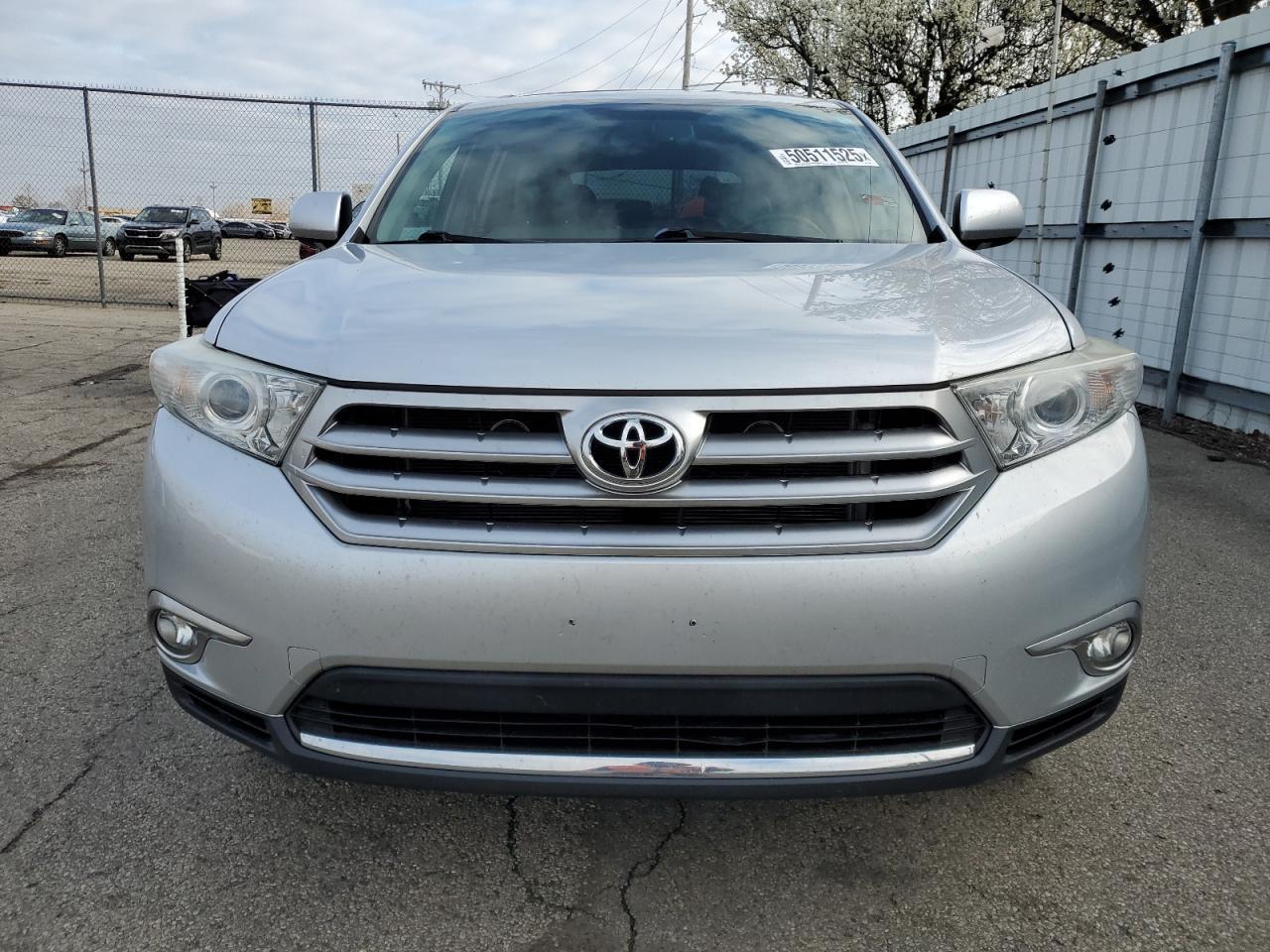 2012 TOYOTA HIGHLANDER - Image 5