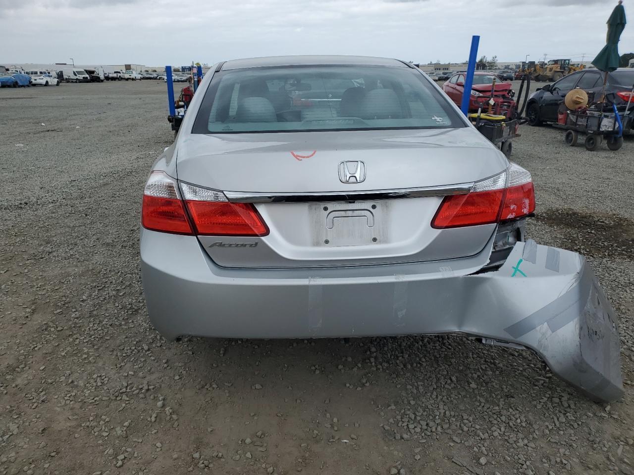 2014 HONDA ACCORD LX - Фото 6