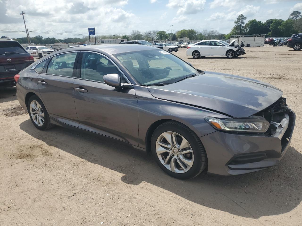 2018 HONDA ACCORD LX - Image 4