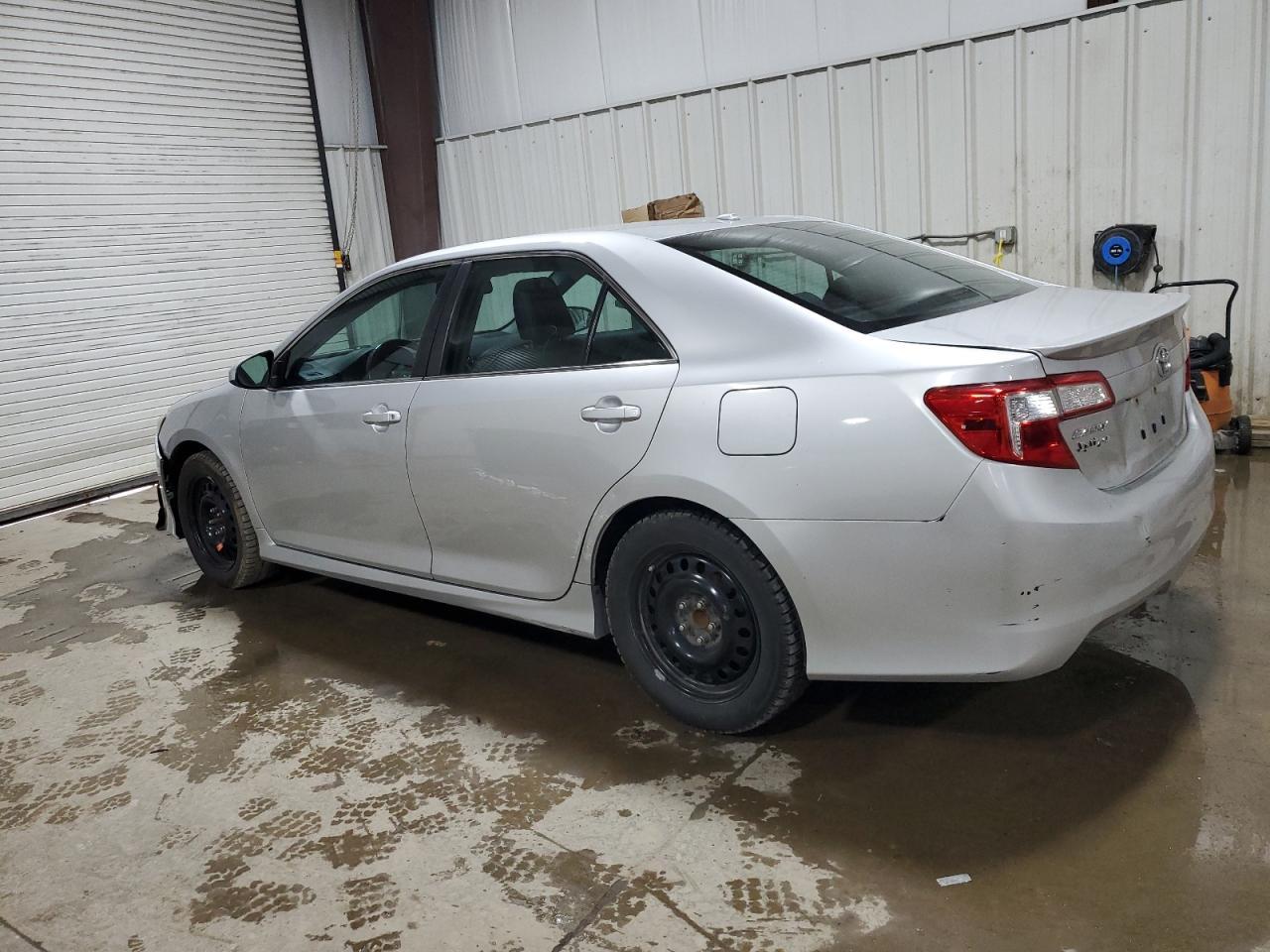 2012 TOYOTA CAMRY BASE - Фото 2