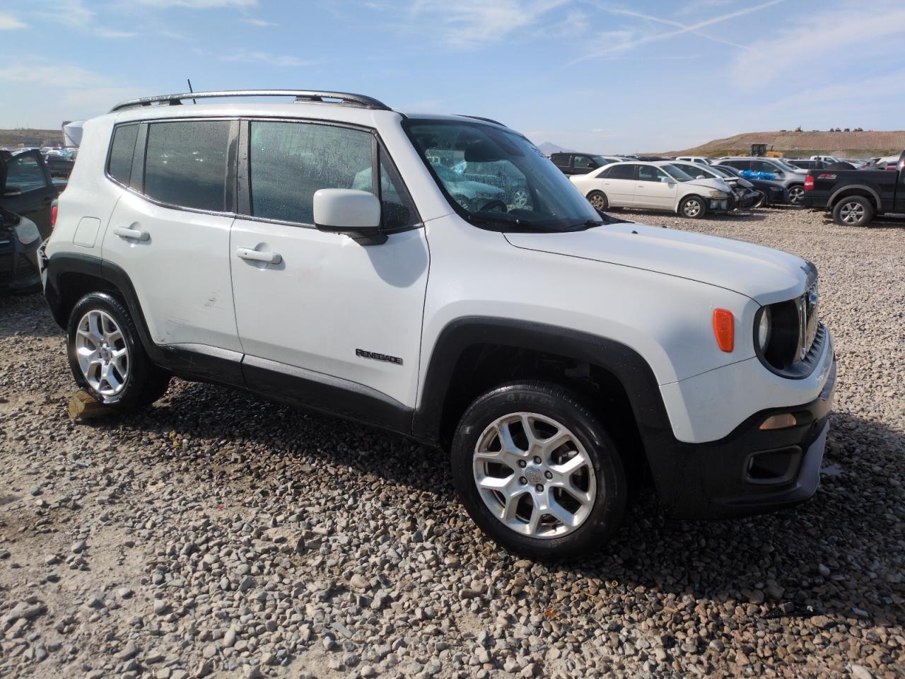 2018 JEEP RENEGADE L - Image 4