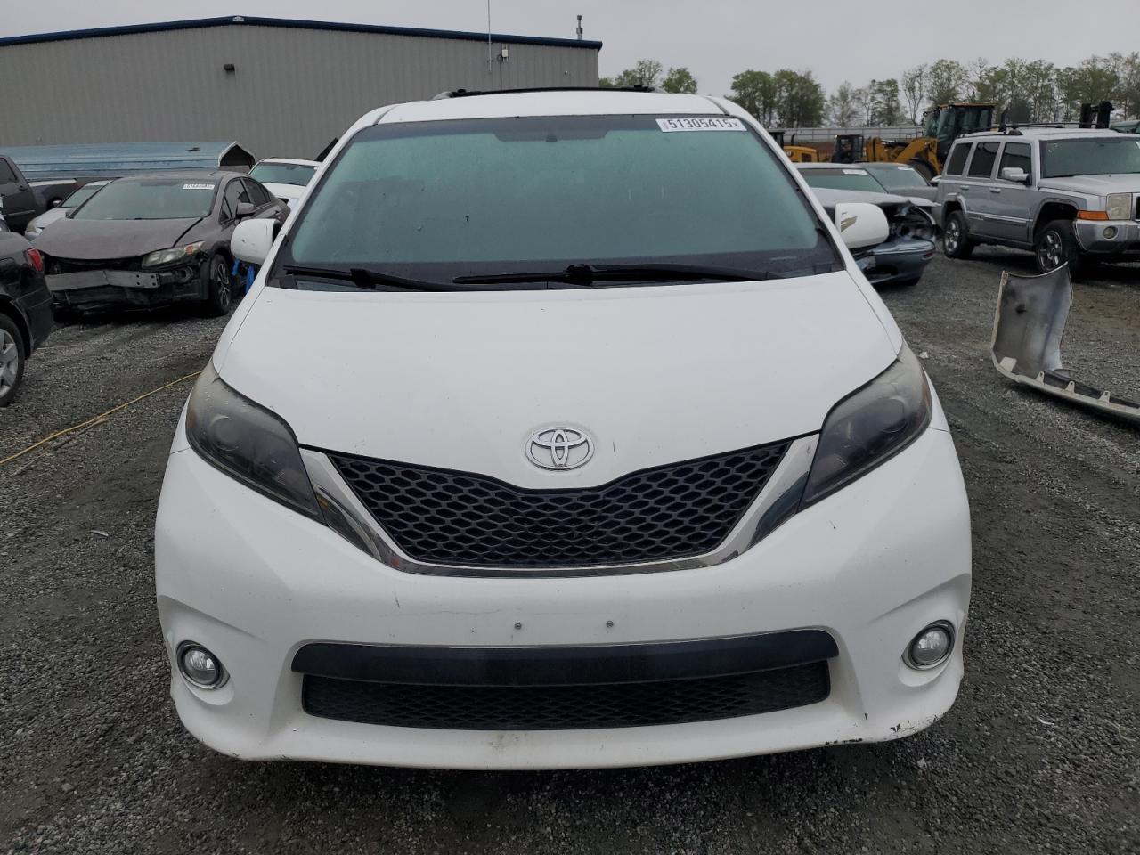 2015 TOYOTA SIENNA SPO - Фото 5