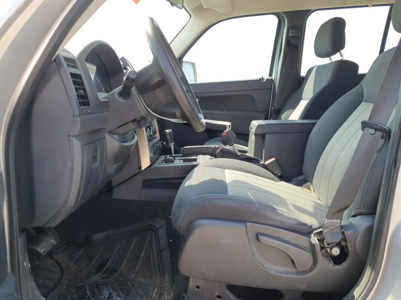 2010 JEEP LIBERTY SP - Фото 7