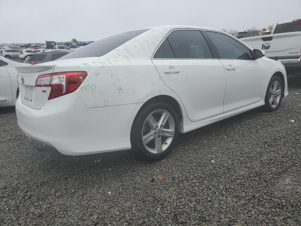 2013 TOYOTA CAMRY L - Image 3
