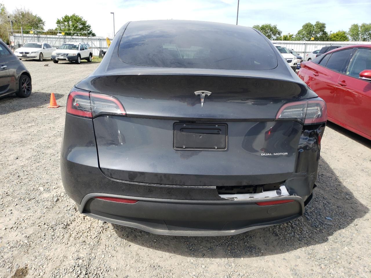 2024 TESLA MODEL Y - Фото 6