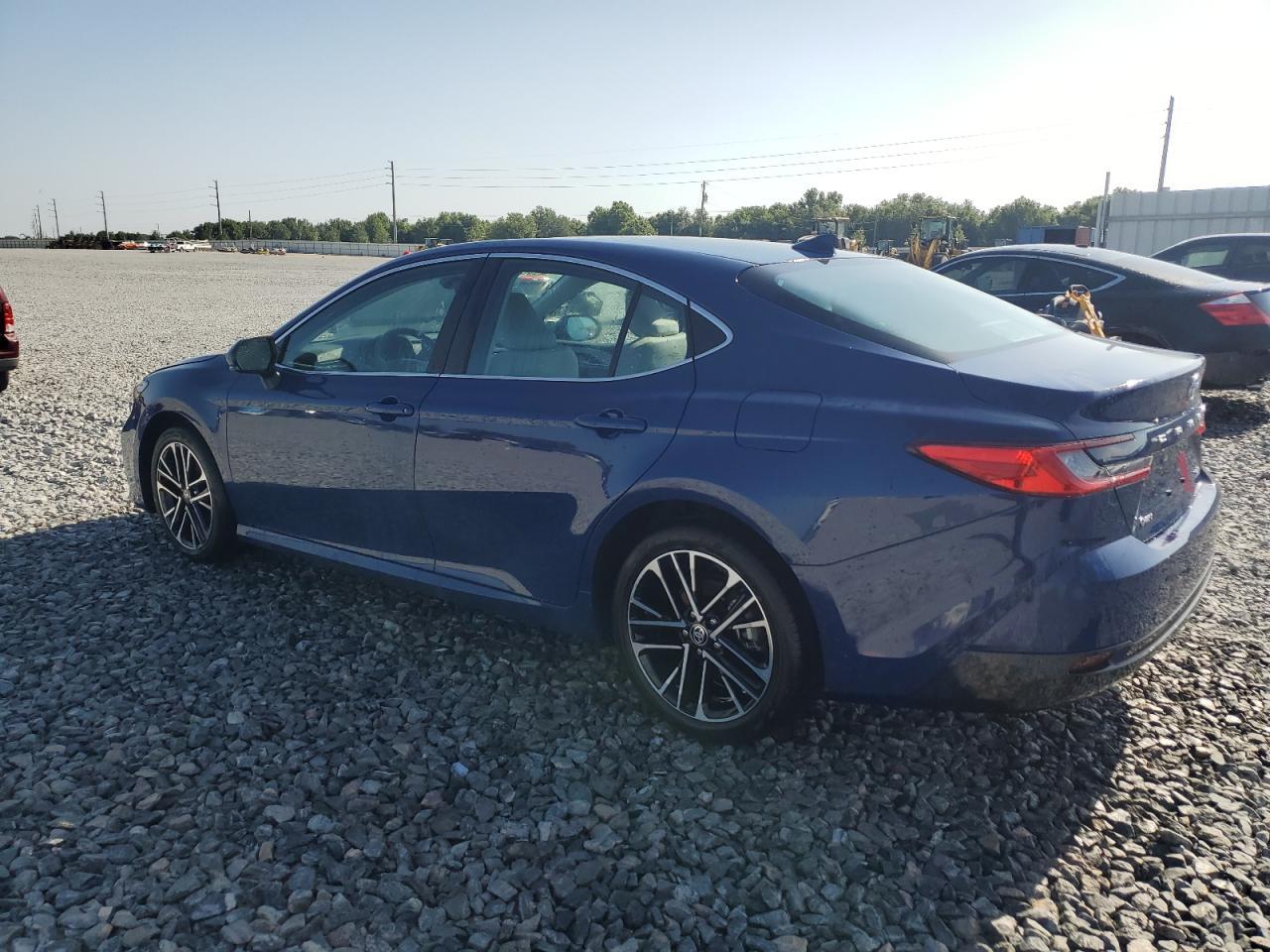 2025 TOYOTA CAMRY XSE - Фото 2