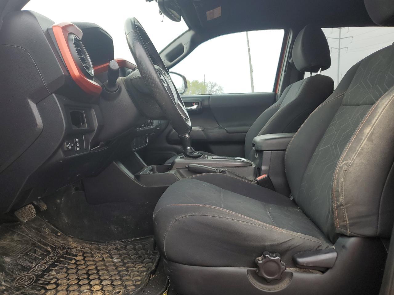 2016 TOYOTA TACOMA DOU - Фото 7