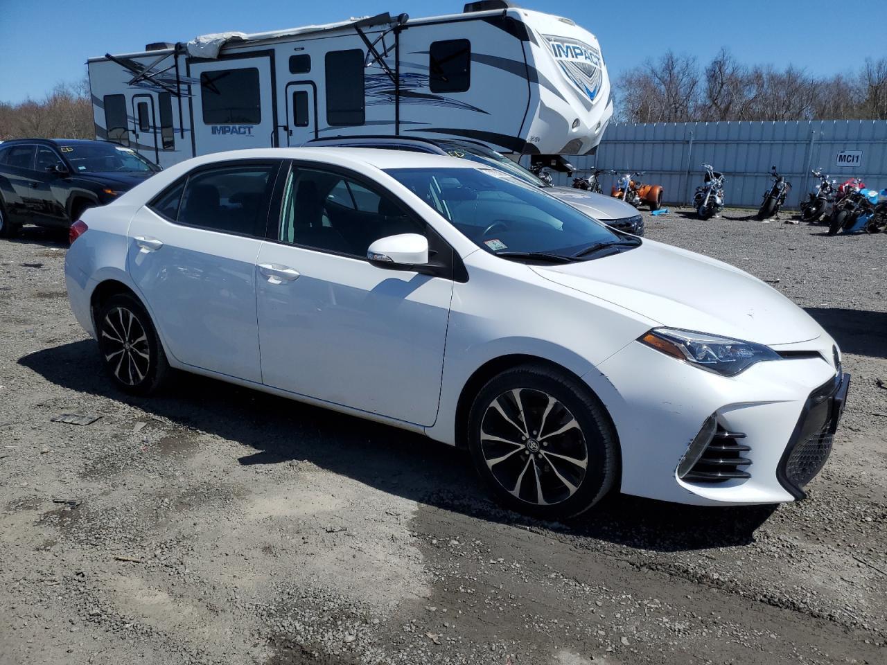 2018 TOYOTA COROLLA L - Фото 4