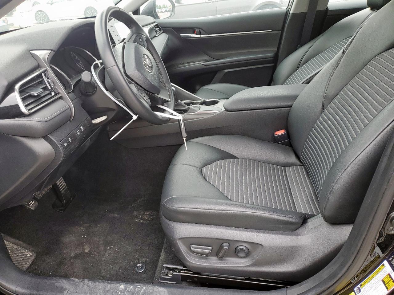 2021 TOYOTA CAMRY SE - Image 7