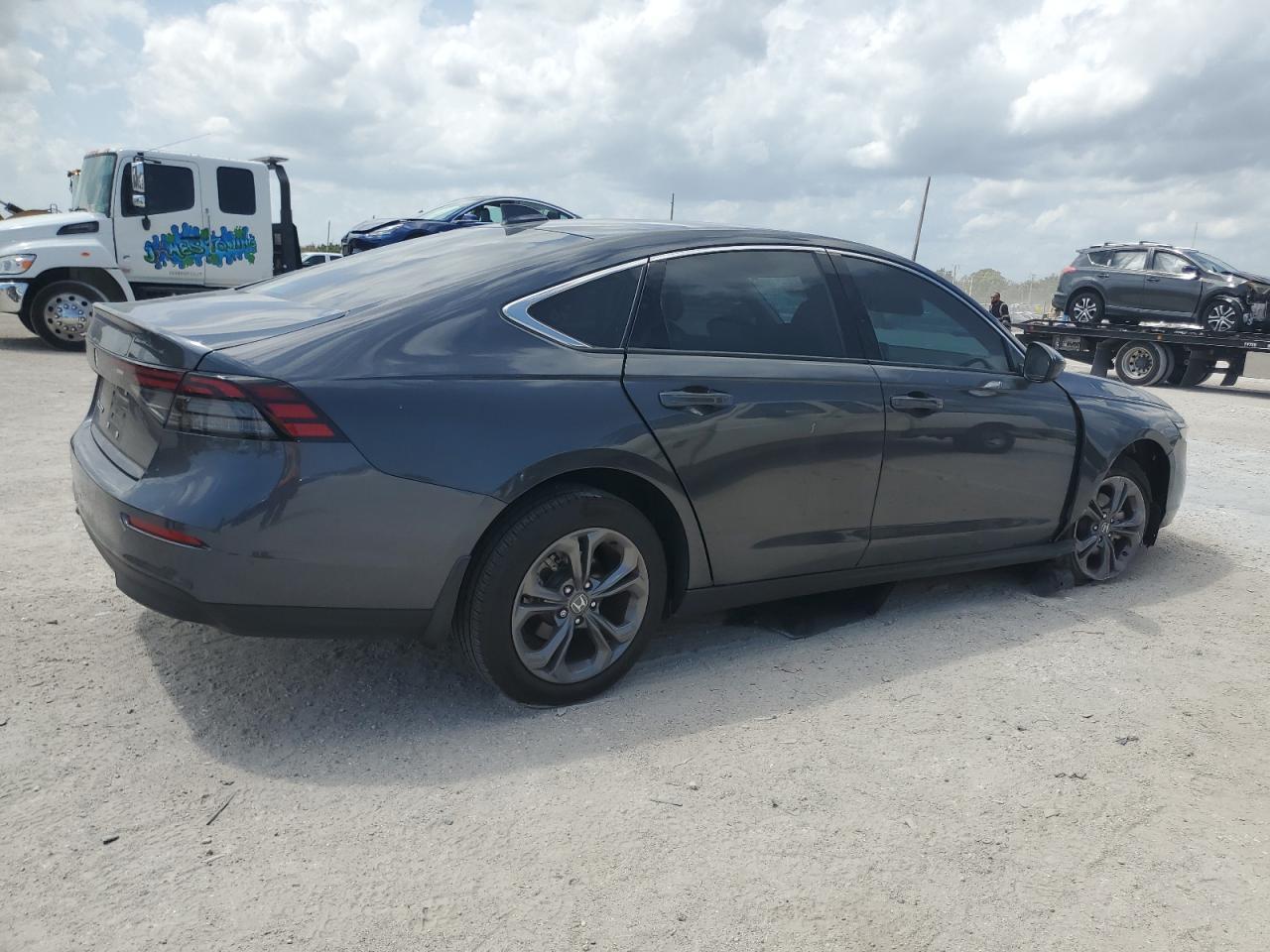 2024 HONDA ACCORD EX - Image 3