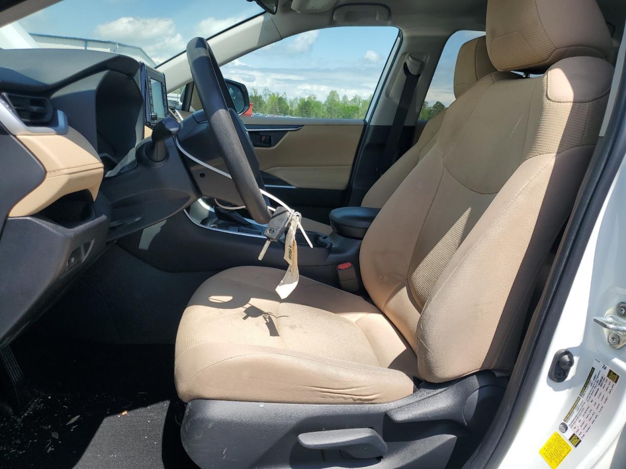 2021 TOYOTA RAV4 LE - Image 7