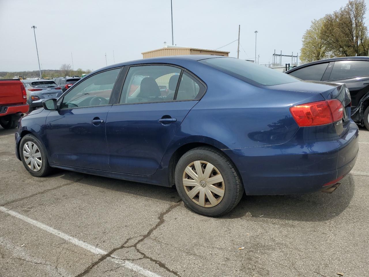 2013 VOLKSWAGEN JETTA BASE - Фото 2