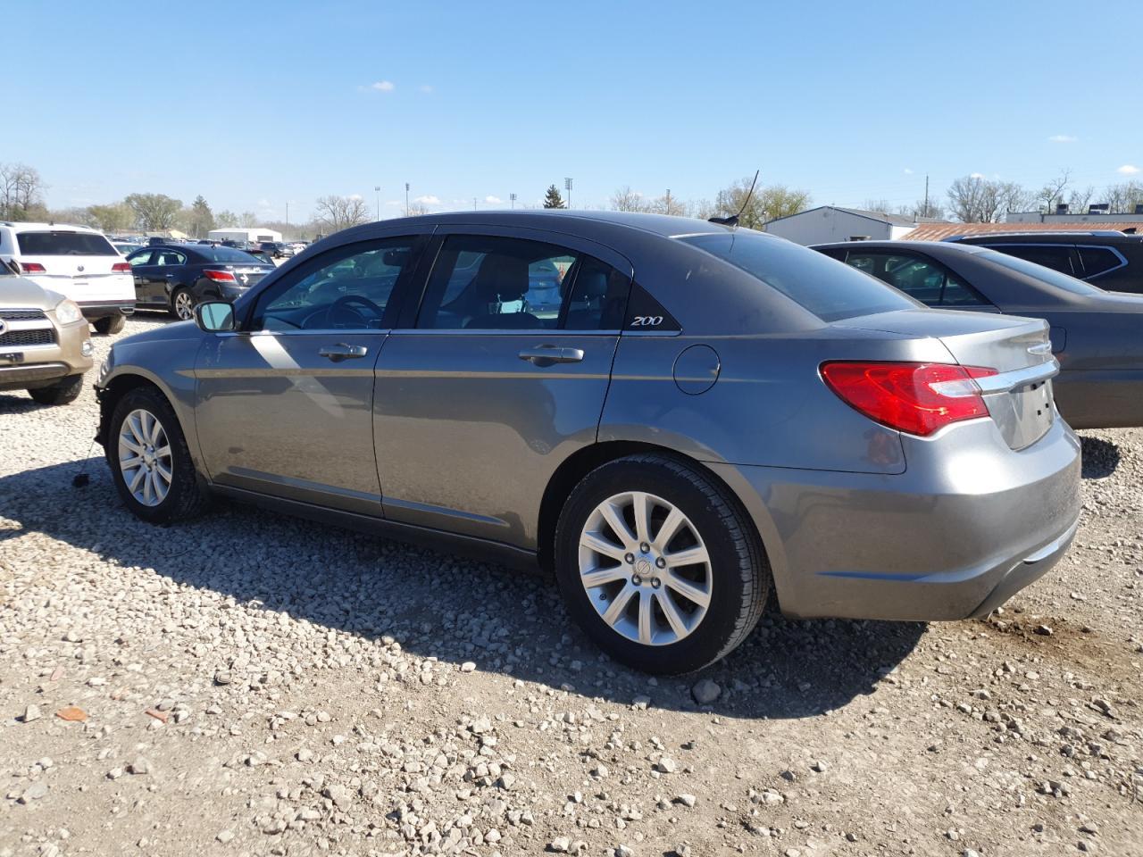 2012 CHRYSLER 200 TOURIN - Image 2