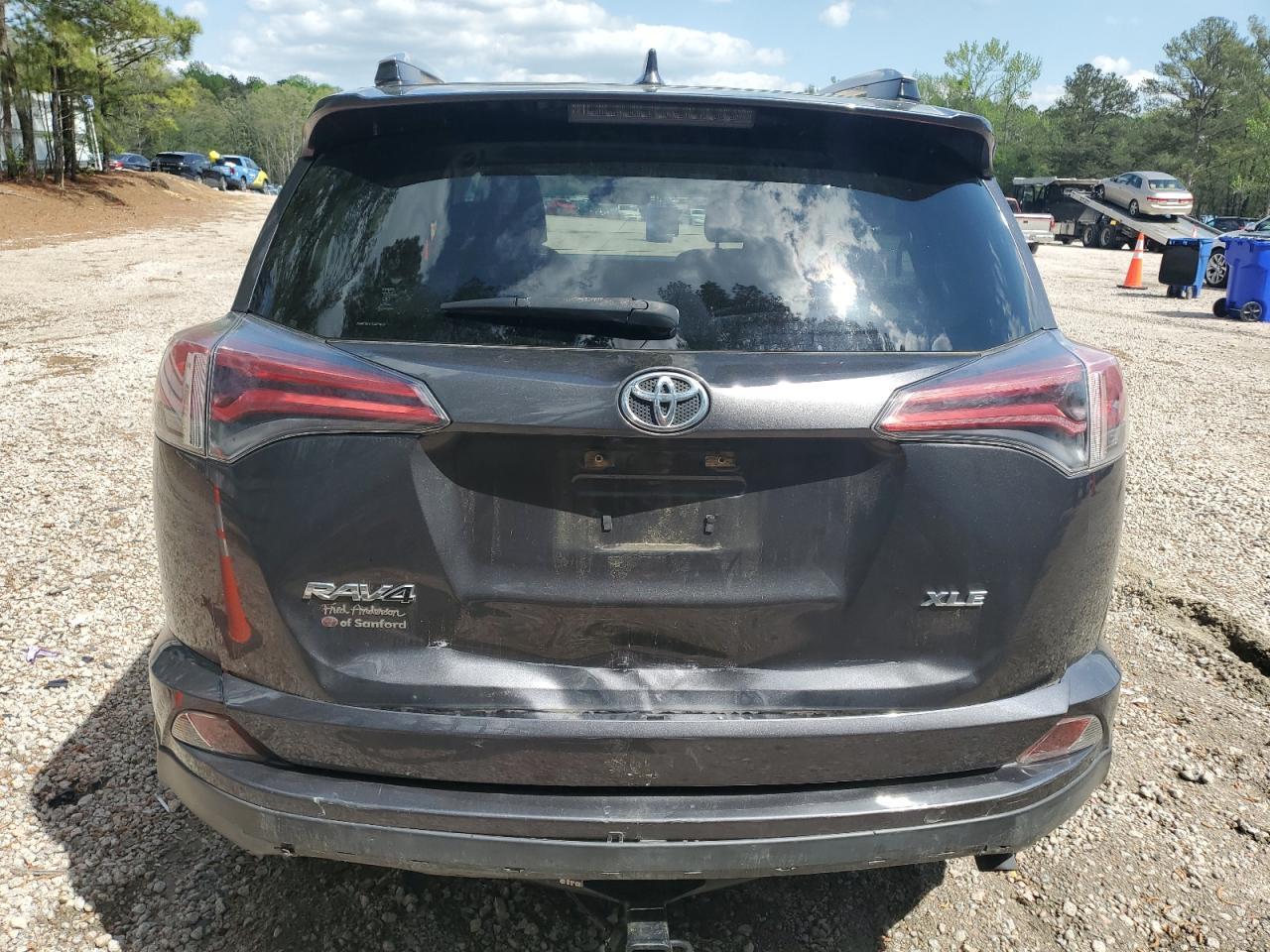2016 TOYOTA RAV4 XLE - Фото 6