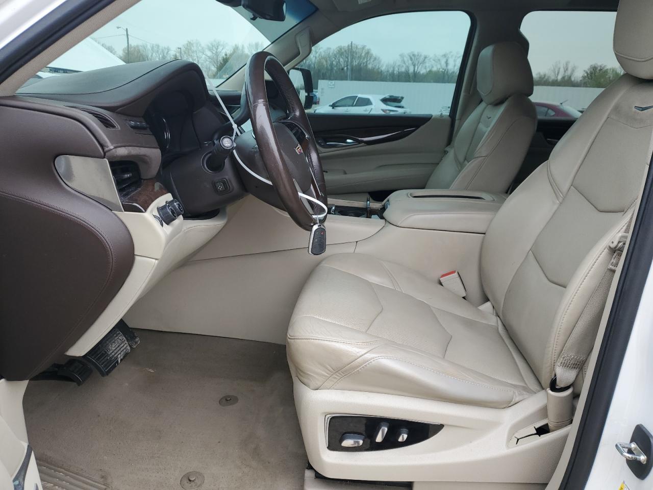 2017 CADILLAC ESCALADE E - Image 7