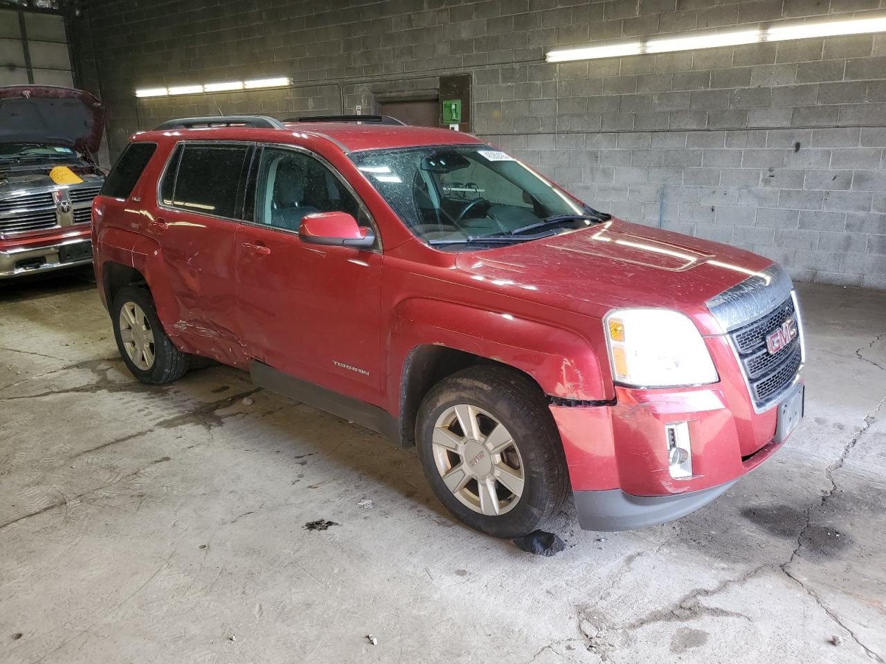 2013 GMC TERRAIN SL - Image 4