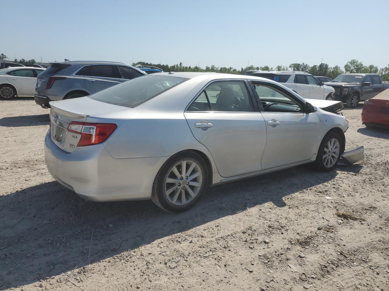 2012 TOYOTA CAMRY HYBR - Image 3